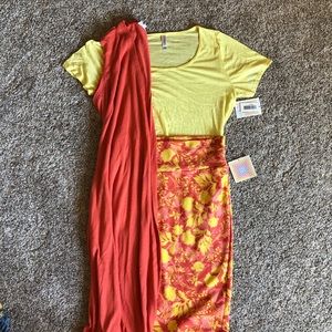 NWT LuLaRoe Cassie pencil skirt with floral print